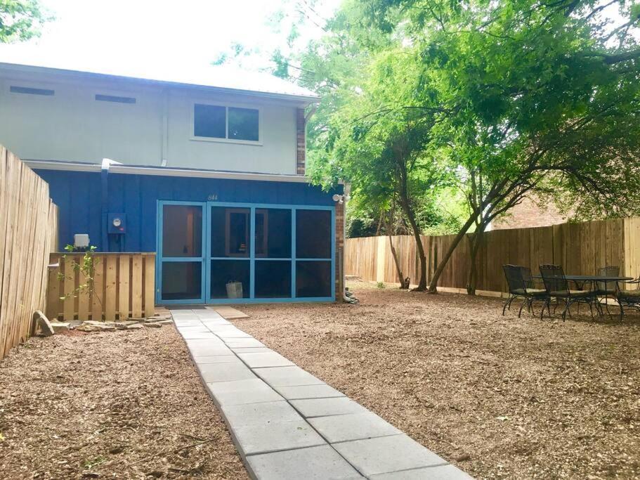 Family Friendly Downtown Home - Private Yard & Grill - Location, Location, Location! Athens Eksteriør billede