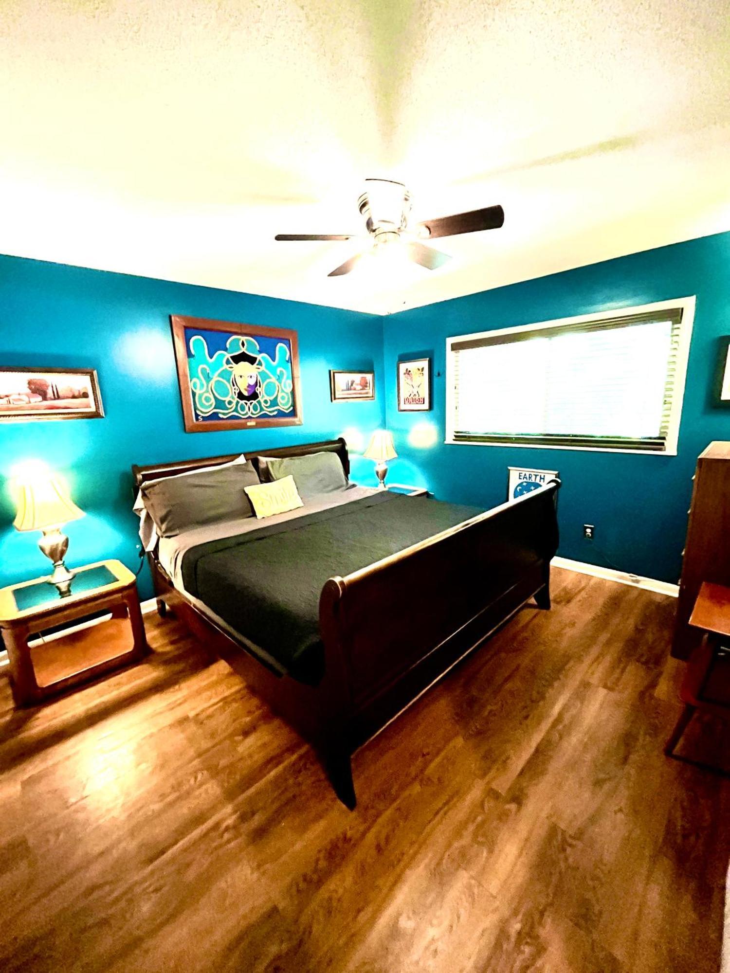 Family Friendly Downtown Home - Private Yard & Grill - Location, Location, Location! Athens Eksteriør billede