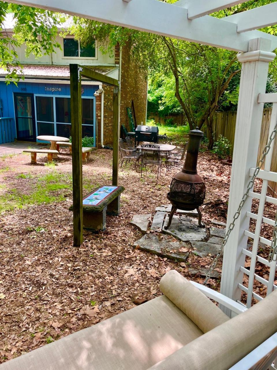 Family Friendly Downtown Home - Private Yard & Grill - Location, Location, Location! Athens Eksteriør billede